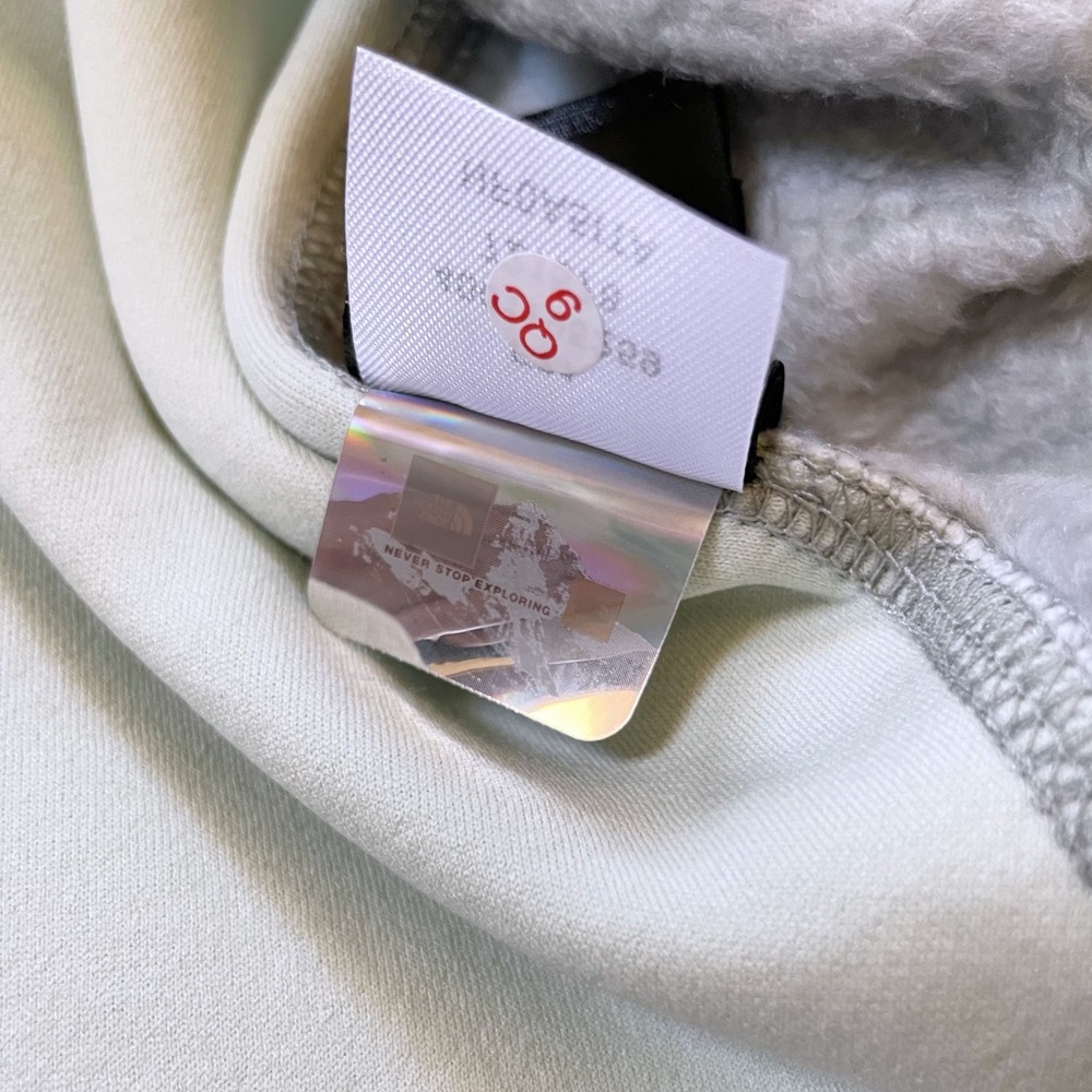 The North Face Women’s Novelty Fleece Hoodie - Picture 7 of 7